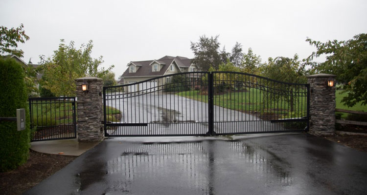 Electric Driveway Gate Installation La Puente